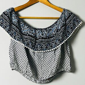 2/$30 Listicle Pleasant Off Shoulder Chop Top Large NWT
